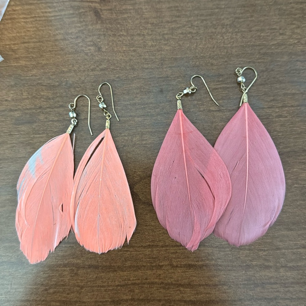 Set of 2Pairs of Real Feather Earrings